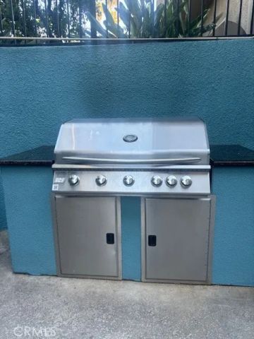 345 S Alexandria, Los Angeles, CA 90020