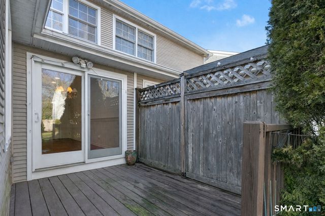 30 Osborne Place, Fairfield, CT 06890