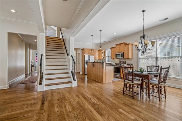 145 COTTAGE GROVE DR, Collierville, TN 38017