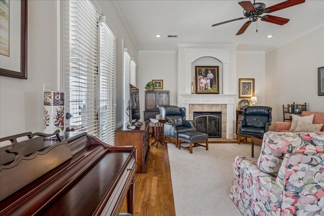 145 COTTAGE GROVE DR, Collierville, TN 38017