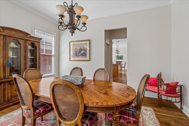 145 COTTAGE GROVE DR, Collierville, TN 38017