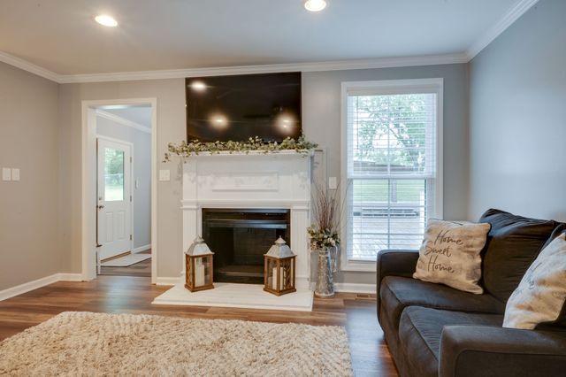 1303 Sycamore Valley Rd, Ashland City, TN 37015