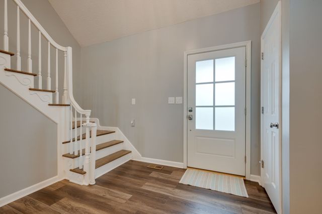1303 Sycamore Valley Rd, Ashland City, TN 37015