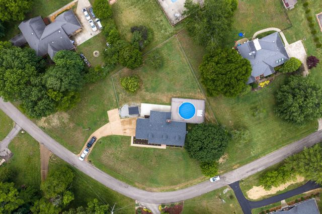 1303 Sycamore Valley Rd, Ashland City, TN 37015