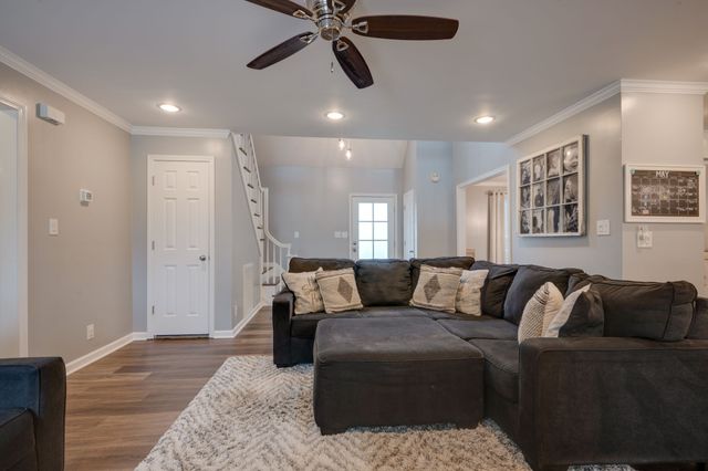 1303 Sycamore Valley Rd, Ashland City, TN 37015