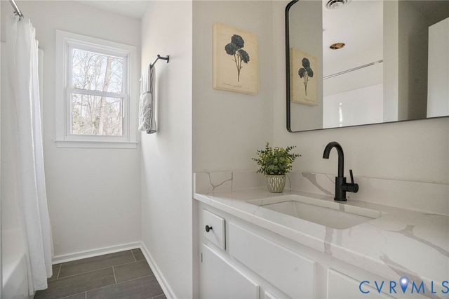 2338 Wrens Nest Rd, Chesterfield, VA 23235