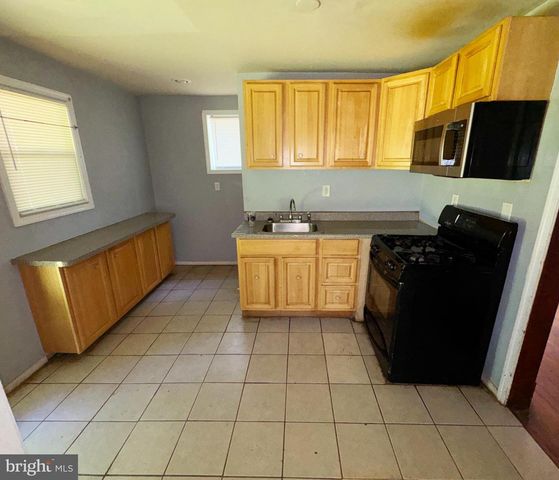 3032 FLEETWOOD AVE, Baltimore, MD 21214