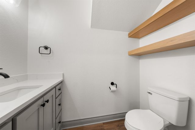 301 Live Oak Trail, Valley Mills, TX 76689