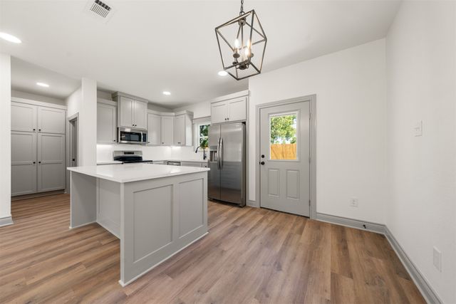 301 Live Oak Trail, Valley Mills, TX 76689