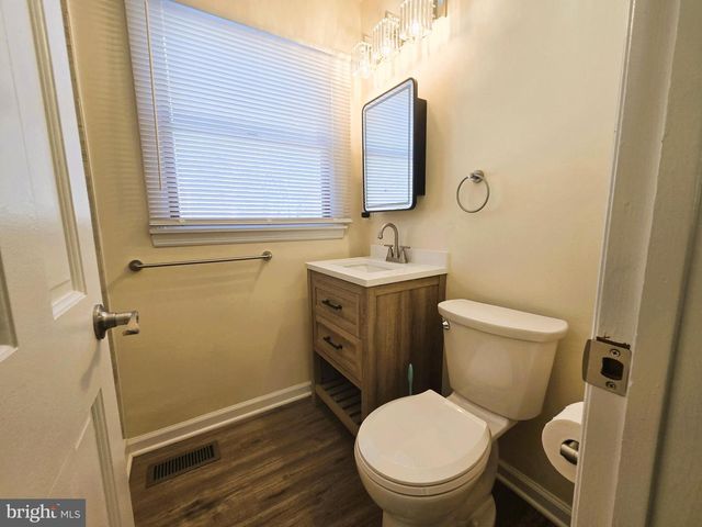 199 BERGER ST, Somerset, NJ 08873