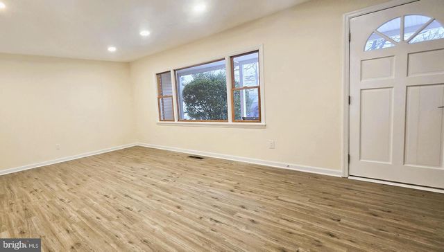 199 BERGER ST, Somerset, NJ 08873