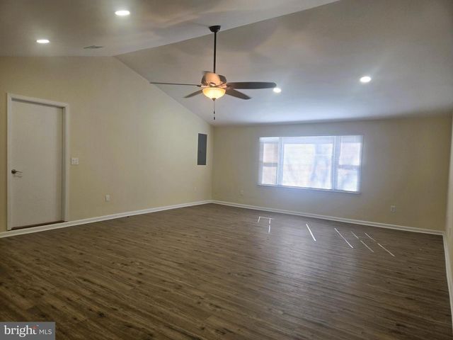 199 BERGER ST, Somerset, NJ 08873