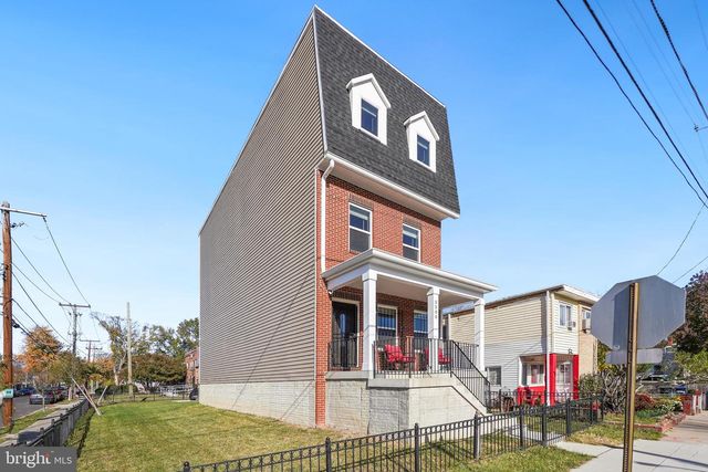 5500 EADS STREET, Washington, DC 20019