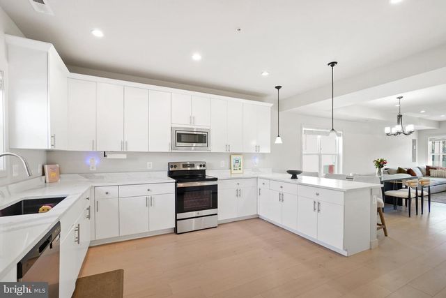 5500 EADS STREET, Washington, DC 20019