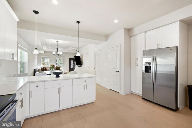 5500 EADS STREET, Washington, DC 20019