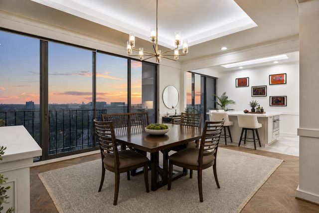 5001 Woodway Drive PH2, Houston, TX 77056