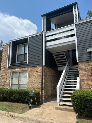 5840 Spring Valley Road 902, Dallas, TX 75254