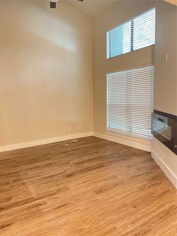 5840 Spring Valley Road 902, Dallas, TX 75254