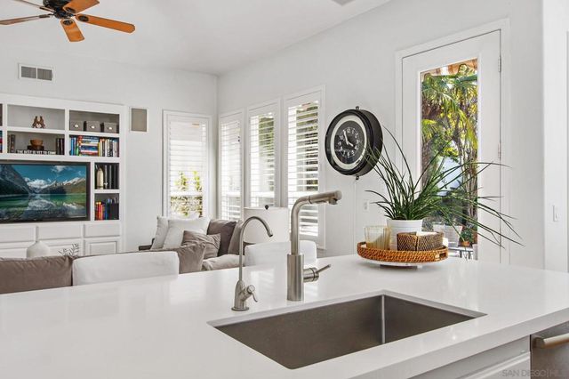 3171 Ferncreek Ln, Escondido, CA 92027