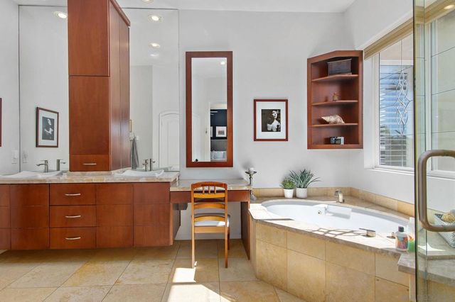3171 Ferncreek Ln, Escondido, CA 92027