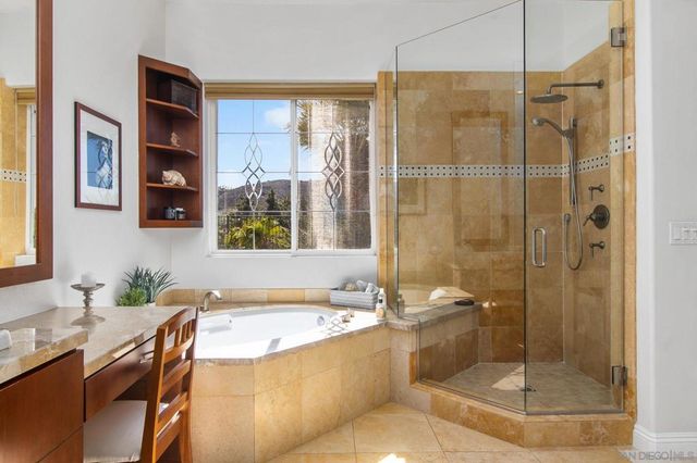 3171 Ferncreek Ln, Escondido, CA 92027
