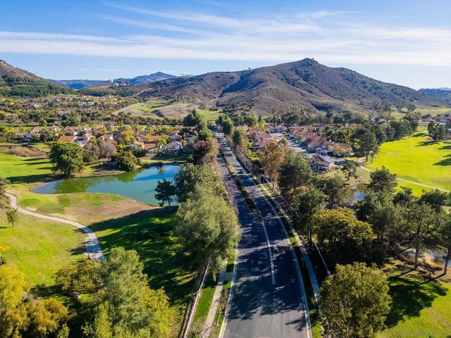 3171 Ferncreek Ln, Escondido, CA 92027