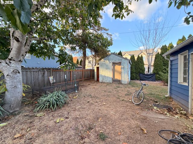 4335 Se 79TH Ave, Portland, OR 97206