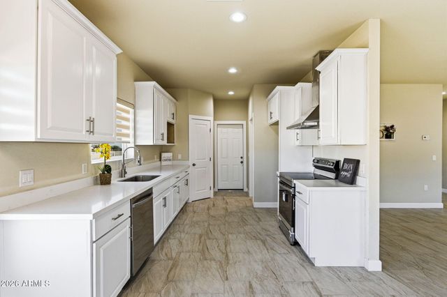 158 N PETTOSHAS Drive, Maricopa, AZ 85139