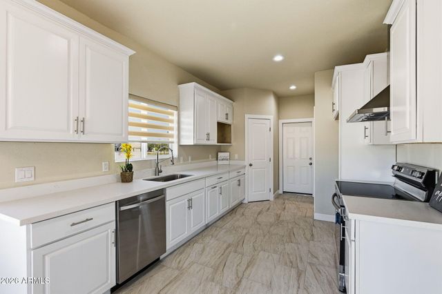 158 N PETTOSHAS Drive, Maricopa, AZ 85139