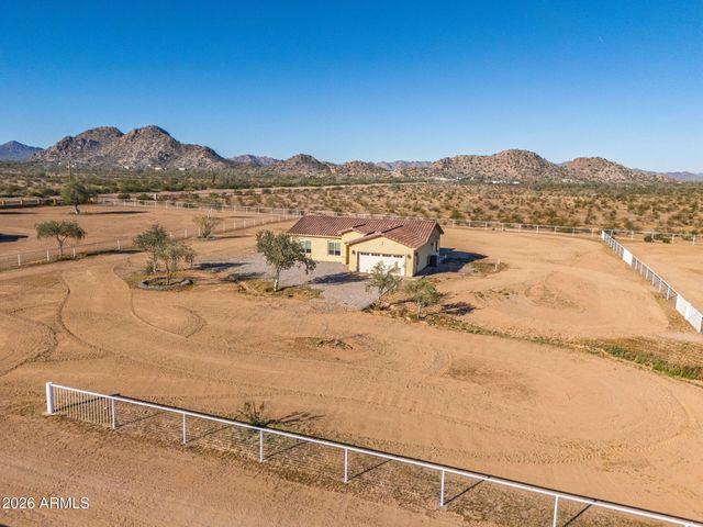 158 N PETTOSHAS Drive, Maricopa, AZ 85139