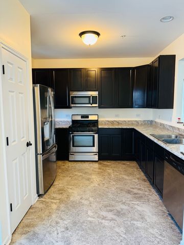 1476 Manning Avenue, Montgomery, IL 60538