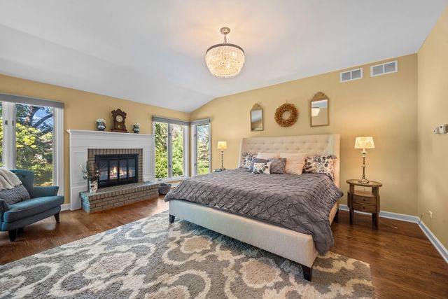 5328 Oak Grove Drive, Long Grove, IL 60047