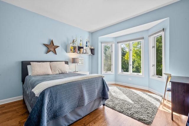 5328 Oak Grove Drive, Long Grove, IL 60047