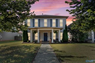 16 Tall Oak Blvd, Huntsville, AL 35824