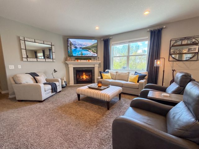 15220 Edgewood Avenue, Savage, MN 55378
