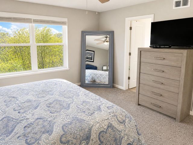 15220 Edgewood Avenue, Savage, MN 55378