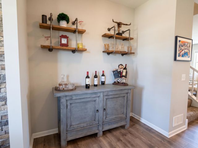 15220 Edgewood Avenue, Savage, MN 55378
