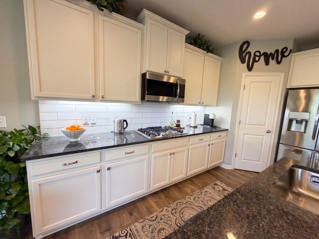 15220 Edgewood Avenue, Savage, MN 55378