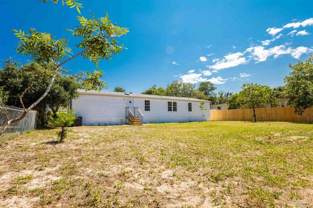 5816 Congress Ct, Gulf Breeze, FL 32563