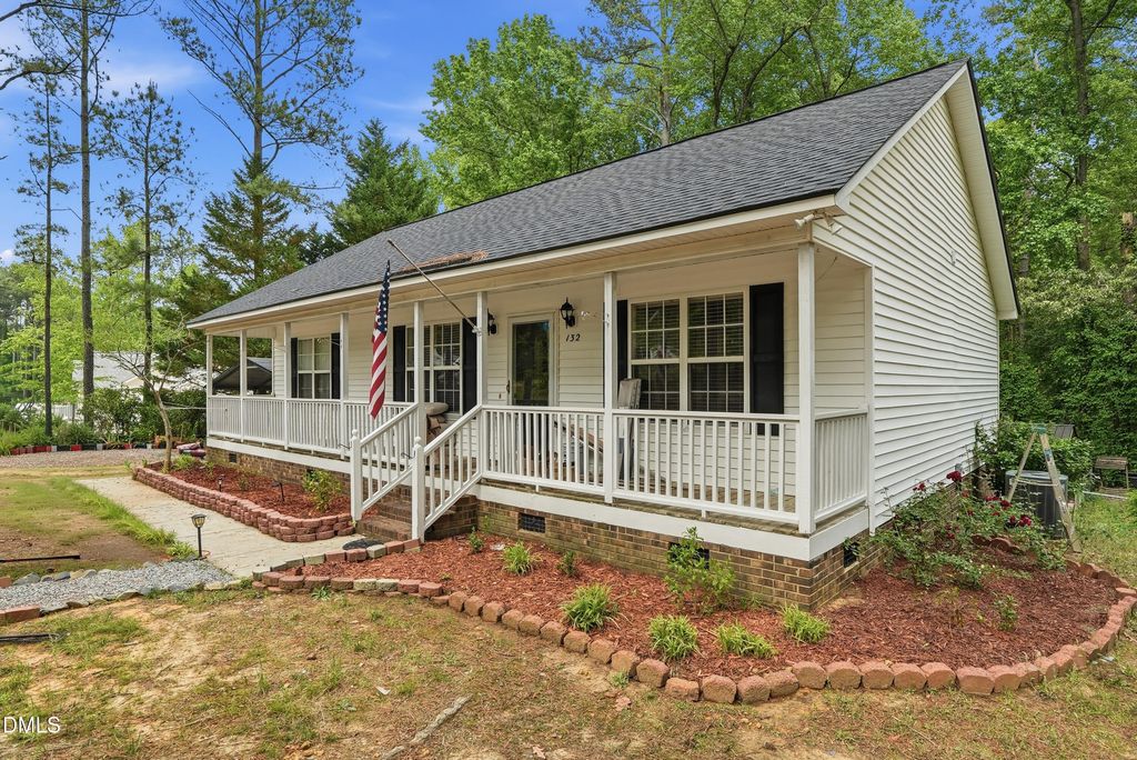 132 Hilltop Drive, Four Oaks, NC 27524