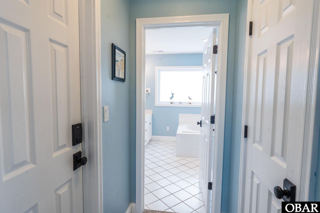 Image 27 of property listing at 629 Mainsail Lane Lot 279, Corolla, NC 27927