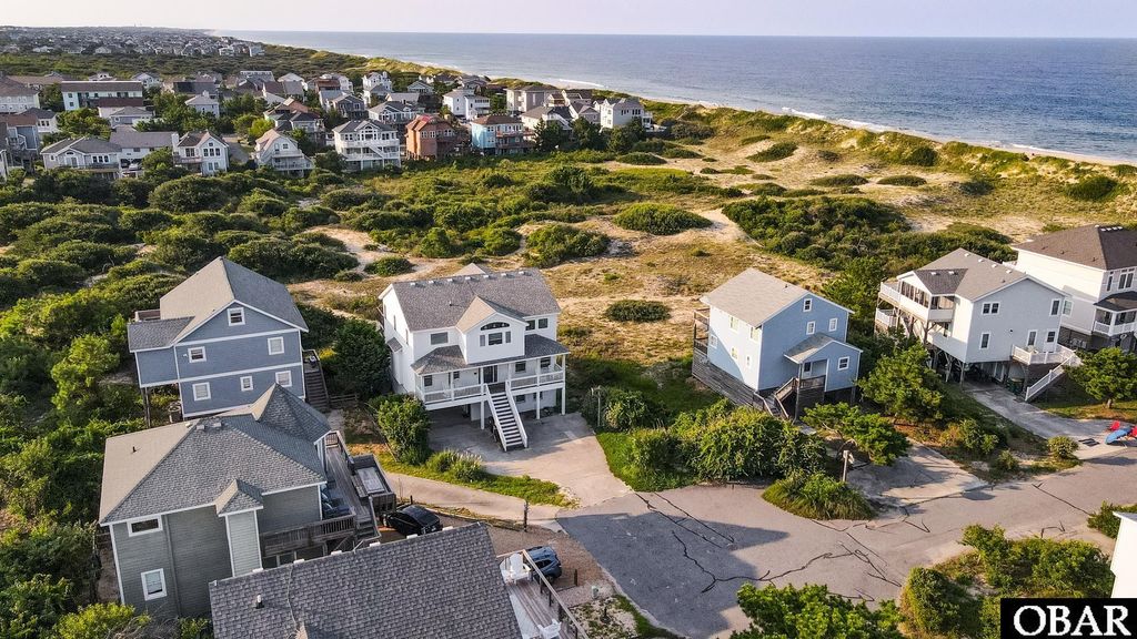 Image 4 of property listing at 629 Mainsail Lane Lot 279, Corolla, NC 27927