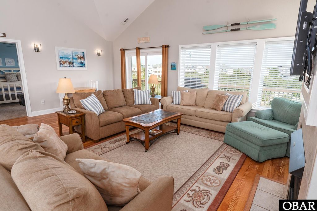 Image 6 of property listing at 629 Mainsail Lane Lot 279, Corolla, NC 27927