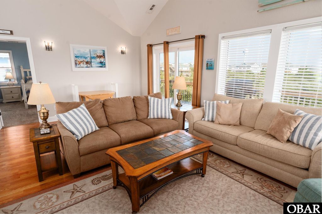 Image 9 of property listing at 629 Mainsail Lane Lot 279, Corolla, NC 27927