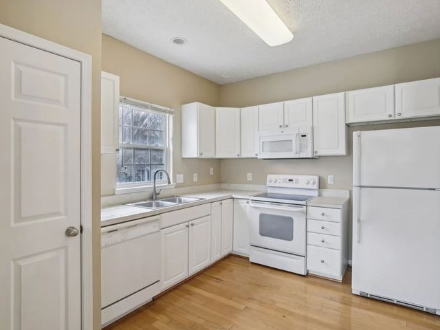 7841 Heaton Way, Nashville, TN 37211