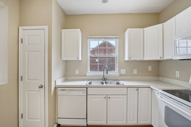 7841 Heaton Way, Nashville, TN 37211