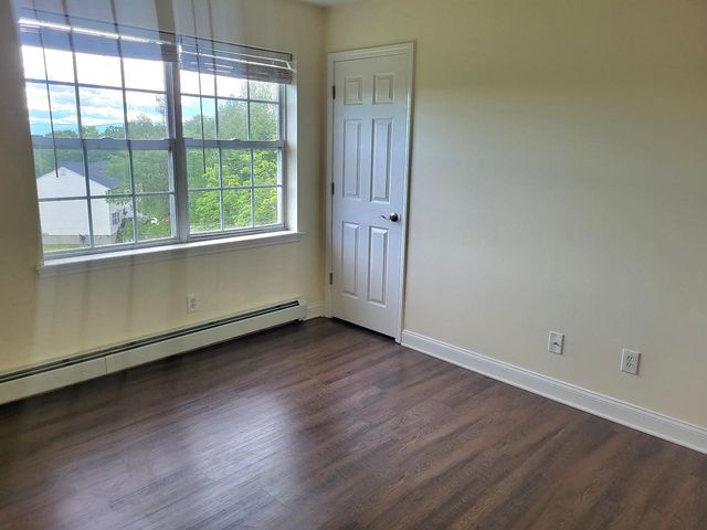 7 Bel Air Drive, Wallkill, NY 12589