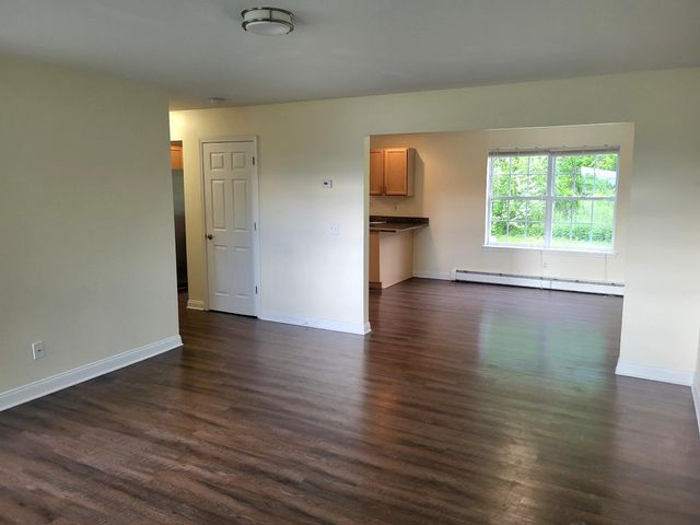 7 Bel Air Drive, Wallkill, NY 12589