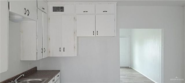 1217 S 1st Street, Harlingen, TX 78550