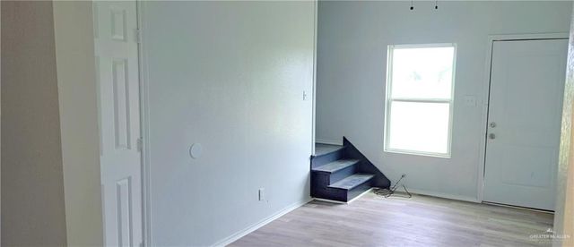 1217 S 1st Street, Harlingen, TX 78550